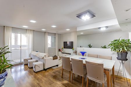 Apartamento à venda com 3 quartos, 97m² em Vila Gumercindo, São Paulo