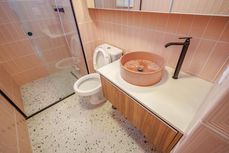Studio para alugar com 34m², 1 quarto e 1 vaga Studio para alugar com 34m², 1 quarto e 1 vagaBanheiro