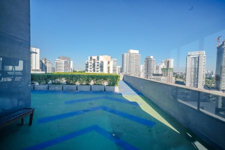 Studio para alugar com 34m², 1 quarto e 1 vaga Studio para alugar com 34m², 1 quarto e 1 vagaÁrea comum - Academia