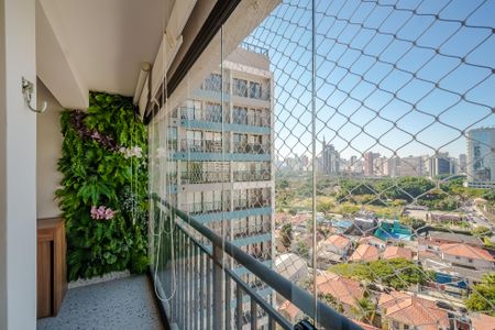 Studio para alugar com 34m², 1 quarto e 1 vaga Studio para alugar com 34m², 1 quarto e 1 vagaVaranda