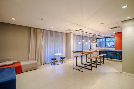 Studio para alugar com 34m², 1 quarto e 1 vaga Studio para alugar com 34m², 1 quarto e 1 vagaÁrea comum - Salão de festas