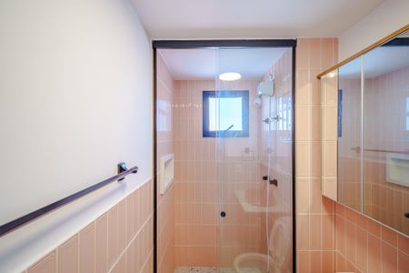 Studio para alugar com 34m², 1 quarto e 1 vaga Studio para alugar com 34m², 1 quarto e 1 vagaBanheiro