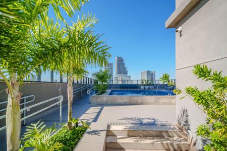 Studio para alugar com 34m², 1 quarto e 1 vaga Studio para alugar com 34m², 1 quarto e 1 vagaÁrea comum