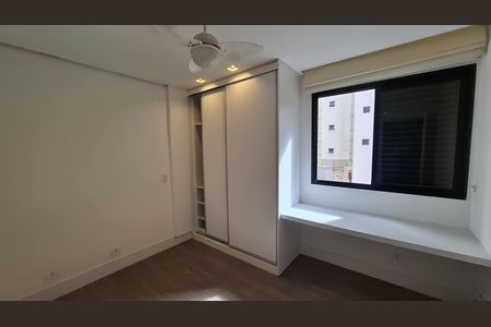 Apartamento à venda com 107m², 3 quartos e 2 vagasQuarto