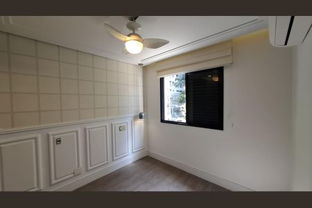 Apartamento à venda com 107m², 3 quartos e 2 vagasQuarto