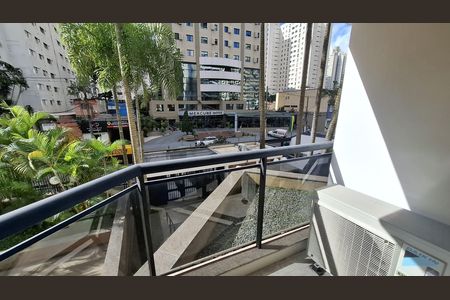 Varanda de apartamento à venda com 3 quartos, 107m² em Indianópolis, São Paulo