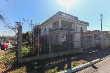 Fachada de casa à venda com 3 quartos, 350m² em Jardim Gianetti, São Paulo