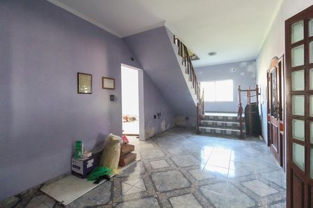 Casa à venda com 3 quartos, 350m² em Jardim Gianetti, São Paulo