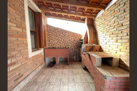 Churrasqueira de casa para alugar com 2 quartos, 95m² em Jardim Raposo Tavares, São Paulo