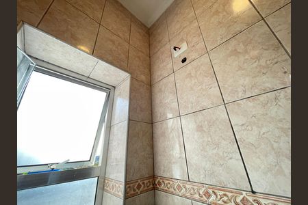 Banheiro 1 de casa para alugar com 2 quartos, 95m² em Jardim Raposo Tavares, São Paulo