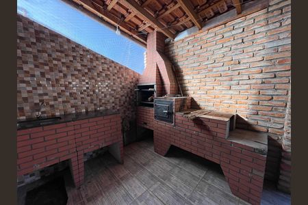 Churrasqueira de casa para alugar com 2 quartos, 95m² em Jardim Raposo Tavares, São Paulo