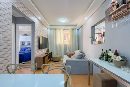 Apartamento para alugar com 48m², 2 quartos e 1 vaga Apartamento para alugar com 48m², 2 quartos e 1 vagaSala