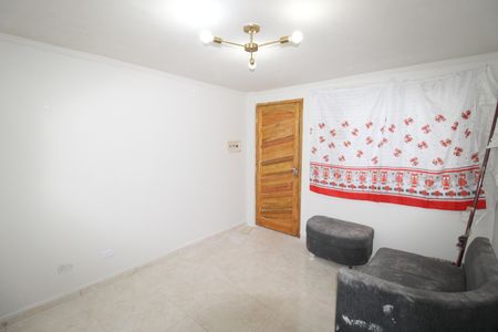 Sala de apartamento para alugar com 2 quartos, 42m² em Vila Chabilandia, São Paulo