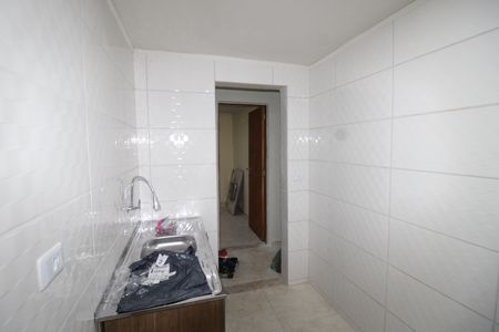 Cozinha de apartamento para alugar com 2 quartos, 42m² em Vila Chabilandia, São Paulo