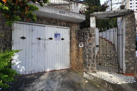 Fachada de casa à venda com 3 quartos, 218m² em Bosque da Saúde, São Paulo
