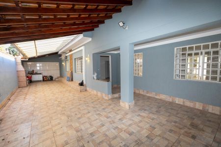 GARAGEM de casa à venda com 3 quartos, 150m² em Bonfim, Campinas