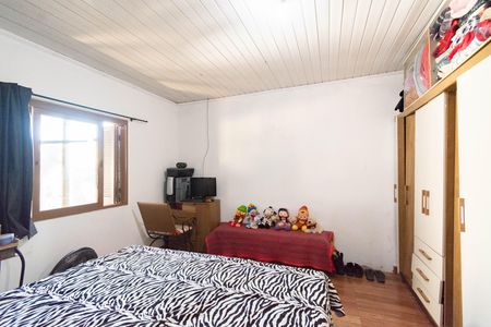 Casa à venda com 4 quartos, 110m² em São José, Canoas