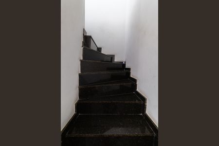 Escada de casa à venda com 2 quartos, 62m² em Jardim Matarazzo, São Paulo