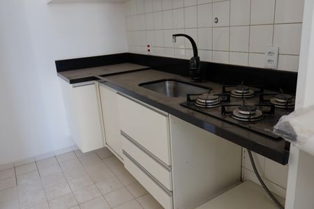 Cozinha de apartamento para alugar com 2 quartos, 49m² em Cidade das Flores, Osasco