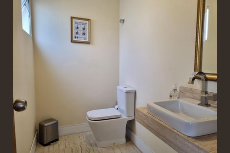 Apartamento à venda com 55m², 2 quartos e 1 vaga Apartamento à venda com 55m², 2 quartos e 1 vagaBanheiro