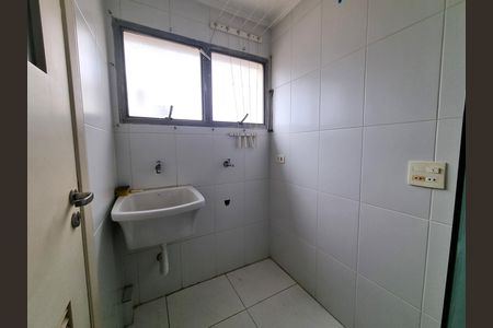 Banheiro de apartamento para alugar com 2 quartos, 55m² em Chácara Santo Antônio (Zona Sul), São Paulo