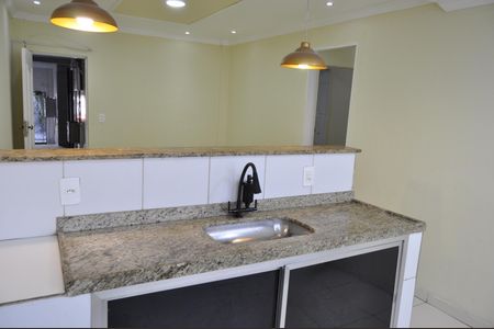 Apartamento para alugar com 3 quartos, 60m² em Cascadura, Rio de Janeiro