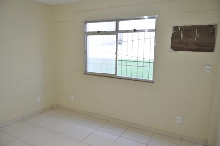 Apartamento para alugar com 3 quartos, 60m² em Cascadura, Rio de Janeiro