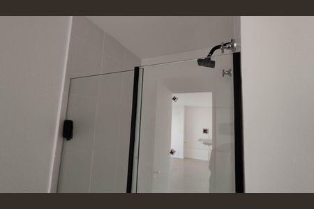 Banheiro de apartamento para alugar com 2 quartos, 40m² em Itaquera, São Paulo