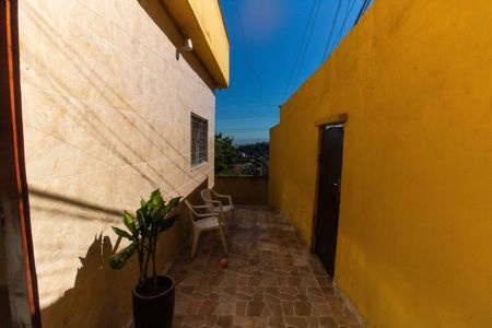 Área externa de casa à venda com 3 quartos, 128m² em Engenhoca, Niterói