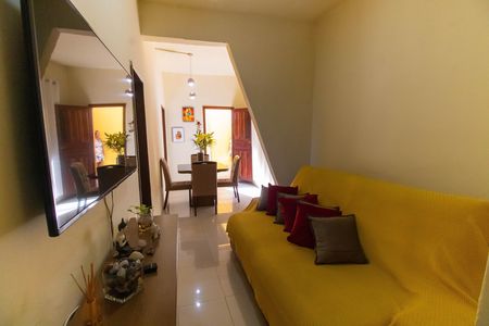 Casa à venda com 3 quartos, 128m² em Engenhoca, Niterói