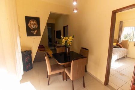 Sala de casa à venda com 3 quartos, 128m² em Engenhoca, Niterói