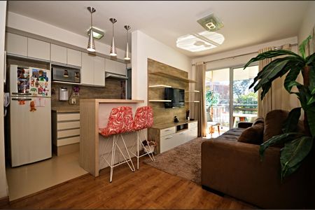 Cozinha de apartamento à venda com 1 quarto, 87m² em Jardim Leonor, São Paulo