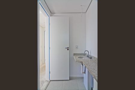 Apartamento à venda com 59m², 2 quartos e 1 vaga Apartamento à venda com 59m², 2 quartos e 1 vagaBanheiro da Suíte