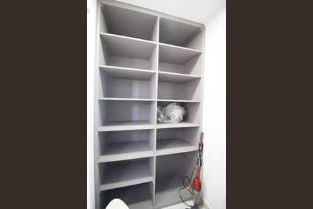 Apartamento para alugar com 73m², 2 quartos e 1 vaga Apartamento para alugar com 73m², 2 quartos e 1 vagaQuarto de Serviço