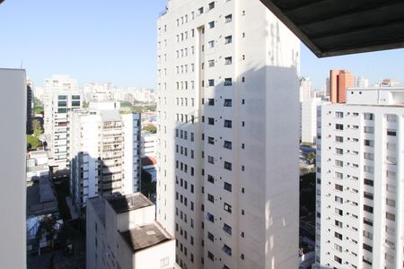 Vista de apartamento para alugar com 2 quartos, 73m² em Indianópolis, São Paulo