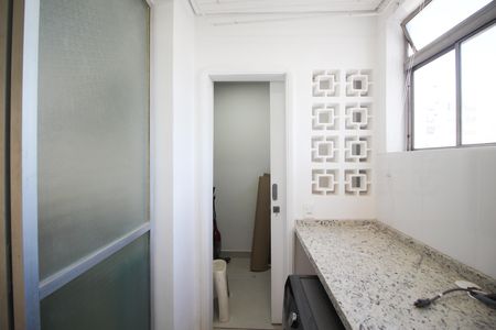 Apartamento para alugar com 73m², 2 quartos e 1 vaga Apartamento para alugar com 73m², 2 quartos e 1 vagaÁrea de Serviço