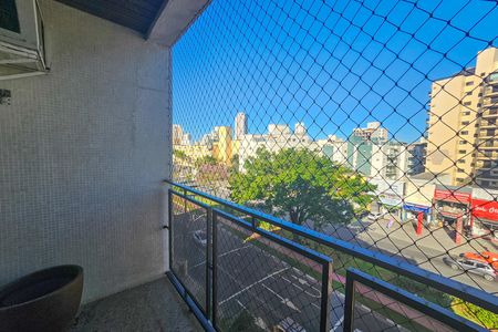 Apartamento para alugar com 90m², 3 quartos e 1 vaga
