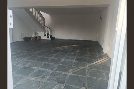 Área externa de casa à venda com 2 quartos, 150m² em Jardim Esplanada, Jundiaí