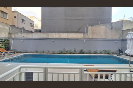 Apartamento para alugar com 24m², 1 quarto e sem vaga Apartamento para alugar com 24m², 1 quarto e sem vagaPiscina