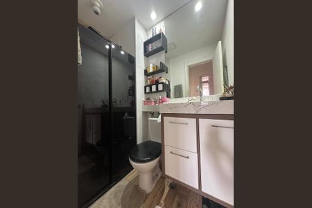 Banheiro de apartamento para alugar com 2 quartos, 45m² em Anil, Rio de Janeiro