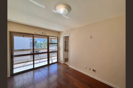 Apartamento à venda com 208m², 4 quartos e 2 vagas Apartamento à venda com 208m², 4 quartos e 2 vagasSuíte 1