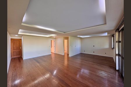 Apartamento à venda com 208m², 4 quartos e 2 vagas Apartamento à venda com 208m², 4 quartos e 2 vagasSala