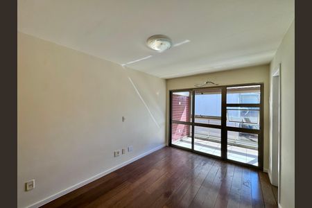 Apartamento à venda com 208m², 4 quartos e 2 vagas Apartamento à venda com 208m², 4 quartos e 2 vagasSuíte 1