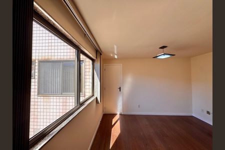 Apartamento à venda com 208m², 4 quartos e 2 vagas Apartamento à venda com 208m², 4 quartos e 2 vagasQuarto 1