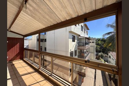 Apartamento à venda com 208m², 4 quartos e 2 vagas Apartamento à venda com 208m², 4 quartos e 2 vagasSuíte 1 - Varanda
