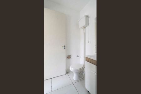 Banheiro de apartamento para alugar com 2 quartos, 60m² em Cavalhada, Porto Alegre