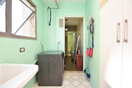 lavanderia de apartamento à venda com 3 quartos, 101m² em Vila Madalena, São Paulo
