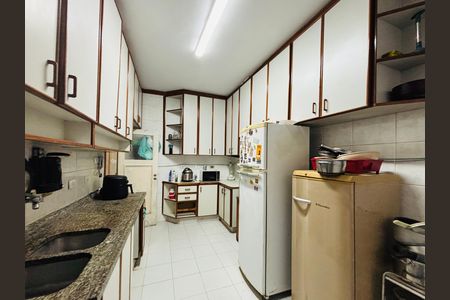 Apartamento à venda com 190m², 3 quartos e sem vaga