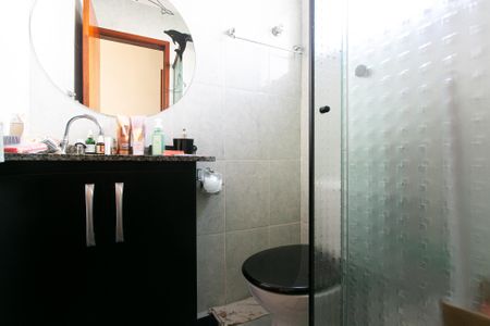 Casa de condomínio à venda com 125m², 3 quartos e 2 vagas Casa de condomínio à venda com 125m², 3 quartos e 2 vagasBanheiro da Suíte 2