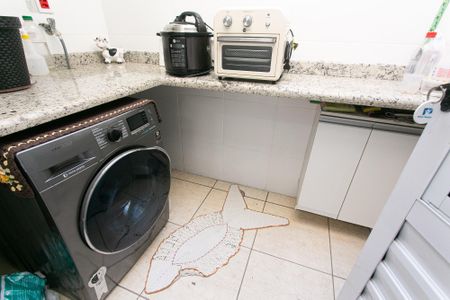 Casa de condomínio à venda com 125m², 3 quartos e 2 vagas Casa de condomínio à venda com 125m², 3 quartos e 2 vagasÁrea de Serviço